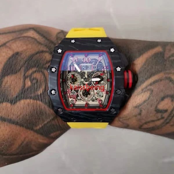 2021 Watches Male Luxury Silicone Quartz Watches For Man Sports Men Designer Wristwatch Relogio Masculino