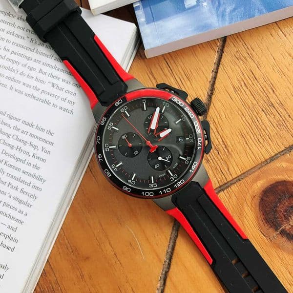 Color block Six-pin Sports Band Calendar Men's Watch Quartz Movement Silicone Watch