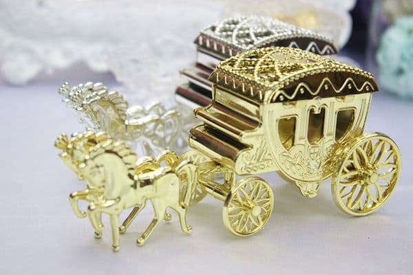 100pcs Cinderella Carriage Wedding Favor Boxes Candy Box Casamento Wedding Favors And Gifts Event & Party Supplies