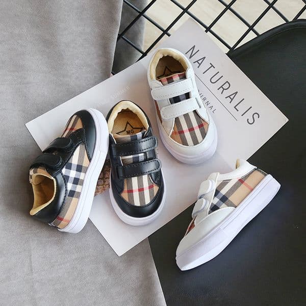 Kids Designer Shoes Luxury Pattern Skateboard Shoes Fashion Plaid Babys First Walkers Girls Boys Sneakers 2 Color