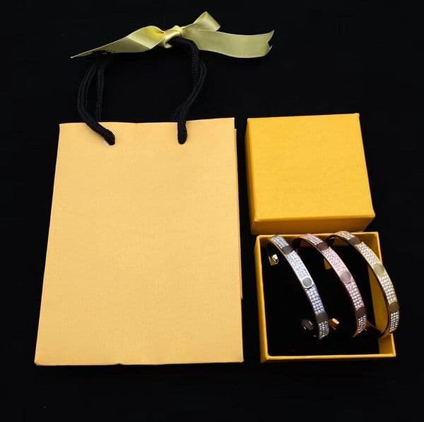 High Quality Women Bangle Classic simple Letter Design Adjustable Fashion Womens Tricolor Temperament Luxury Exquisite Jeweler Gift Bracelets