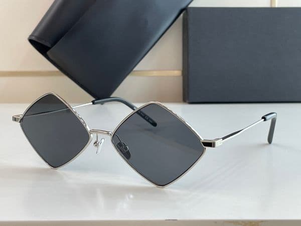 Womens Sunglasses For Women Men Sun Glasses Mens 302 Fashion Style Protects Eyes UV400 Lens Top Quality With Random Backaging