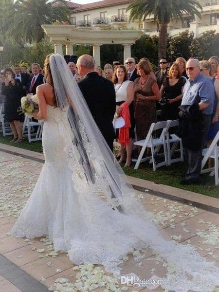 Long Bridal Veils Elegant Cathedral Wedding Veils Lace Edge One Tier Church Bride Accessories Cheap Long Bridal Veil