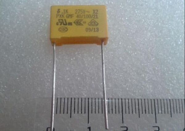 25PCS 104 275v AC 0.1uf 100nf X2 New safety correction capacitor