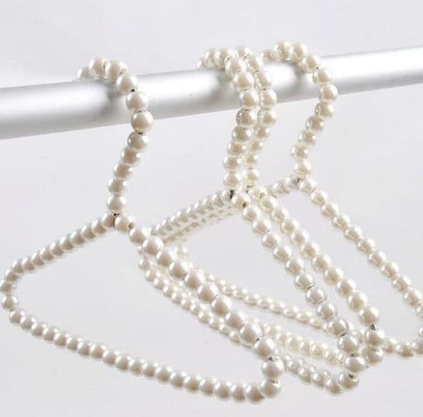 200pcs Elegant Plastic Pearl Baby Clothes Hangers & Racks 20cm Child Drying Hanger for Kid Clothing Store Supplies