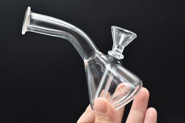 Mini Bong Thick Bubbler 11cm tall Oil Heady Glass mini Beaker Water Pipe Small Bong Recycler Pyrex Water Bongs