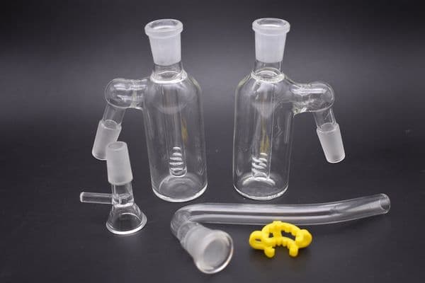 HOT Glass Ash Catchers 14mm 45 Degrees Kits With J-Hook Adapters 14mm Glass Bowls Keck Clips Tires Ashcatcher Bongs Oil fast Shipping
