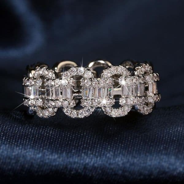Brand New Vintage Jewelry Unique Fashion Real 925 Sterling Silver Princess Cut White Topaz CZ Diamond Women Wedding Chain Ring Gift