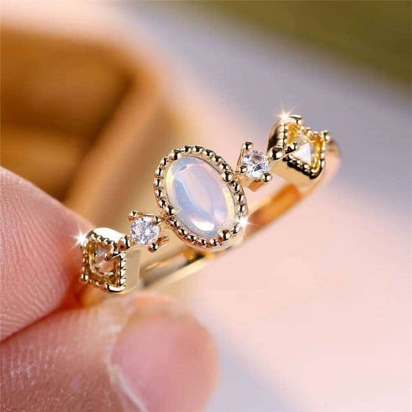 Trendy White Stone Oval Vintage Gold Color Wedding Bands Engagement Rings For Women Men Minimalist Jewelry