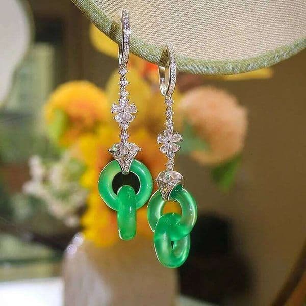 Classic Small Fresh Flower Long Drop Earrings for Women Natural Hotan Jade Green Interlocking Earings Exquisite Fine Jewelry
