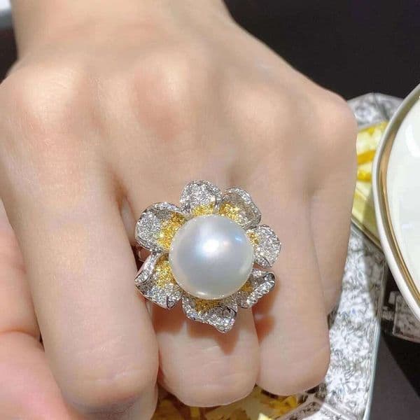 Elegant and luxurious pearl flower rings for women romantic silver 925 inlay yellow diamonds ring high-end wedding jewelry