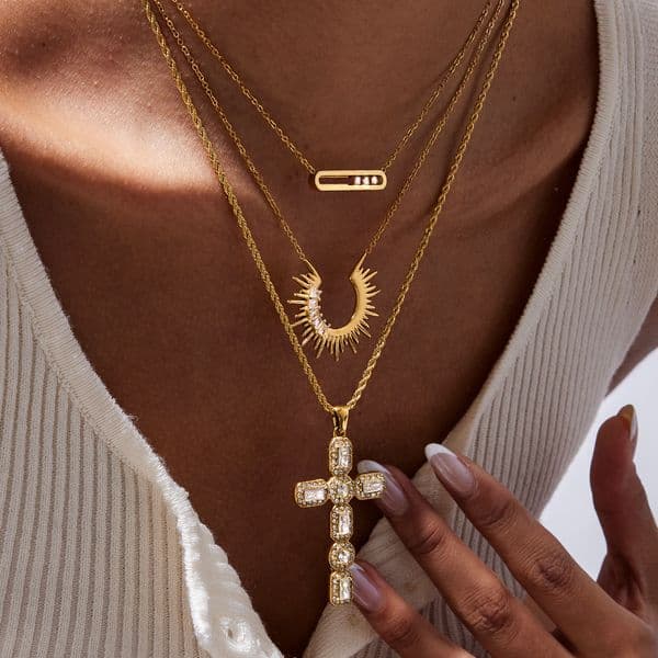 European and American Style Rhinestone Titanium Necklace Non-Fading Light Luxury Collarbone Chain Stainless Steel Jewelry High-End Feel Cross-Border Hot