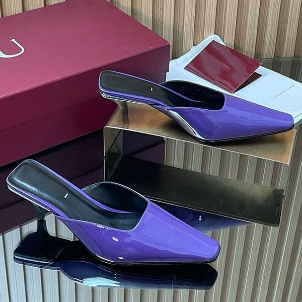 Womens Mule 857004 designer sandal luxury women sandals thin rectangular toe leather sole kitten heel sandal right heel metal plate printed with crystal sign sandal