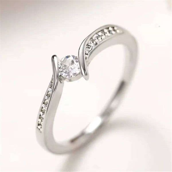 Cross Finger Rings with Round Cubic Zirconia Wedding Accessories for Women Simple and Elegant Female Jewelry