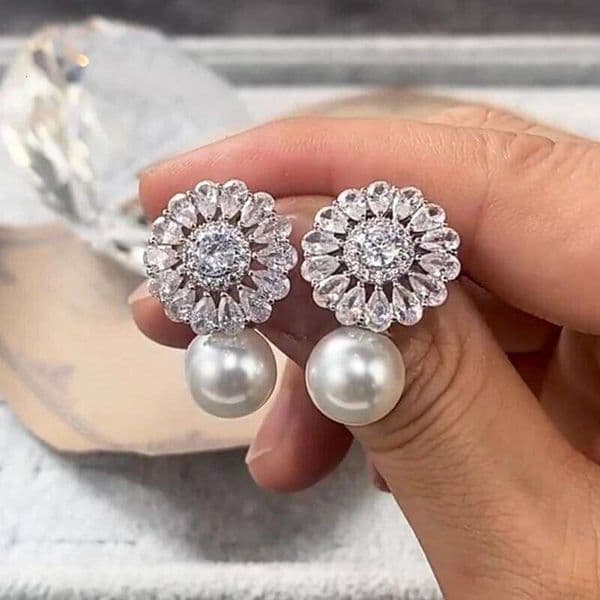 Beautiful Women 925 Sterling Silver Needle Drop Earrings Pearl Delicate Female Flower Earring for Party Gift Top Quality Jewelry