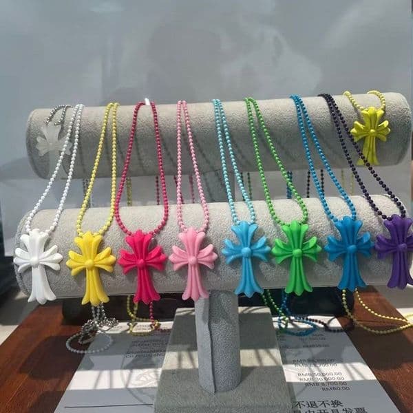 Designer Chrome Color Resin Cross Pendant Necklaces High quality Vintage Couples bullet Diamonds Necklace popular fashion ch Chain For Women Men Jewelry