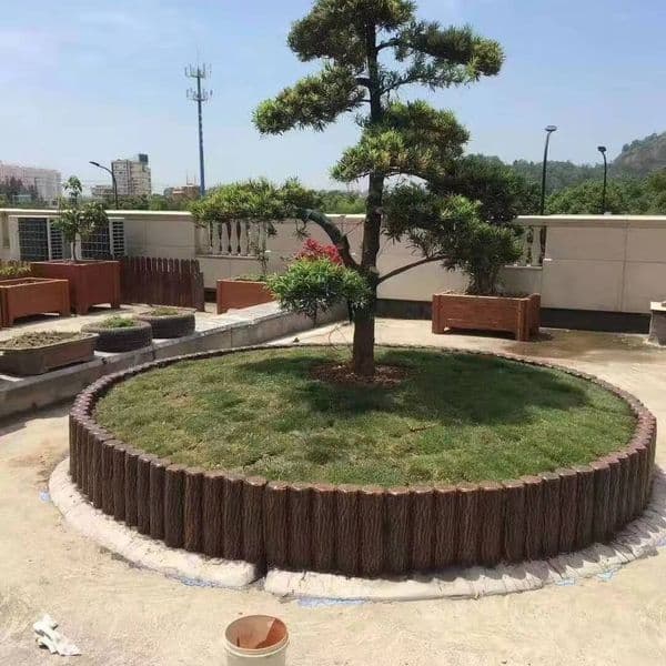 Wooden Imitation Fence Vegetable Garden Partition Insect-Resistant Waterproof Easy to Clean Practical Style Protect Plants