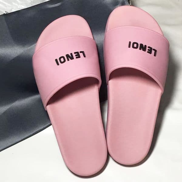 Men Women Slides Paris Design Sandals Fashion Slippers Summer Pool Slides Beach Sliders Flip Flops Rubber Shoes 1032