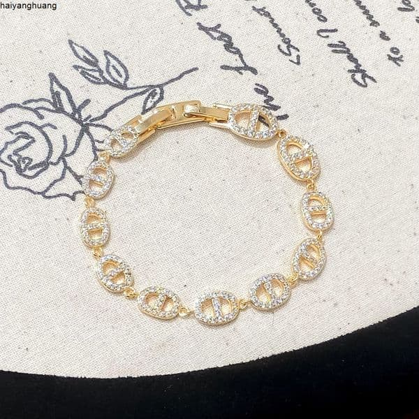 Charm Bracelets Chain Gold - Tone Linked Oval Bracelet With Rhinestone Accents Trendy Daily Jewelry Party Wear Gift For Her High Quality And Eye - catching Jewelry 2026