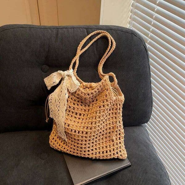 Summer Hollow Woven Bags Women's New Casual Beach Versatile Lace Design Commuting Shoulder Tote Bag