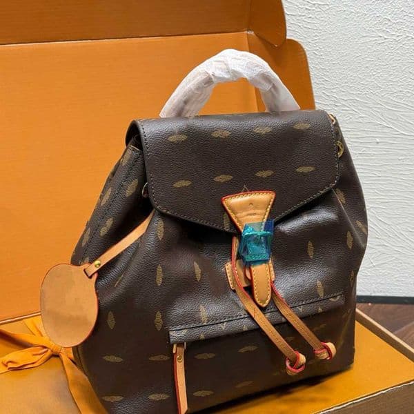 Mens Womens Luxurys Designers Medium Backpacks Leather Tote Paintings Handbag Shouder Bag Small Schoolbag Upscale Outdoor Backpack 22Cm