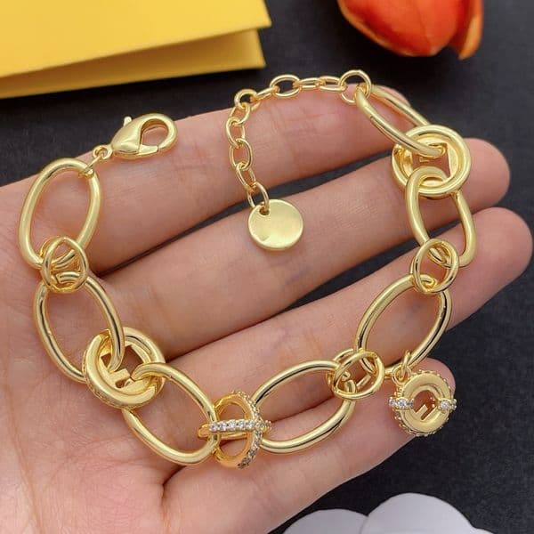 Designer Bracelet Luxury Brand Bracelet High Quality Fashion Necklace Earrings Brand for Women Christmas Gifts