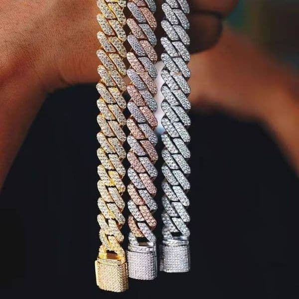 Custom 18mm Heavy Cuban Chain Hip Hop Iced Out Moissanite 925 Silver 18K Gold Plated Gift Customizable Link Necklace