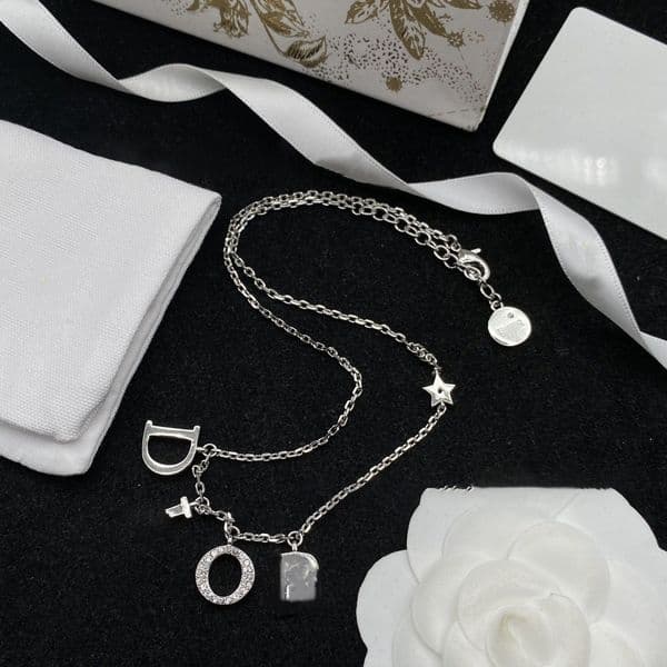Pendant Necklaces Gold - Toned Crystal - Encrusted Necklace Pendant Necklaces Fashion Jewelry Letter Necklace Luxury Brand Designer Jewelry titanium Steel Casual AA