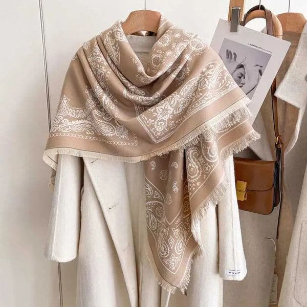 Fashion Kerchief Cashmere Women Twosided Paisley Scarf Winter Warm Shawl and Wrap Bandana Pashmina Foulard Square Thick