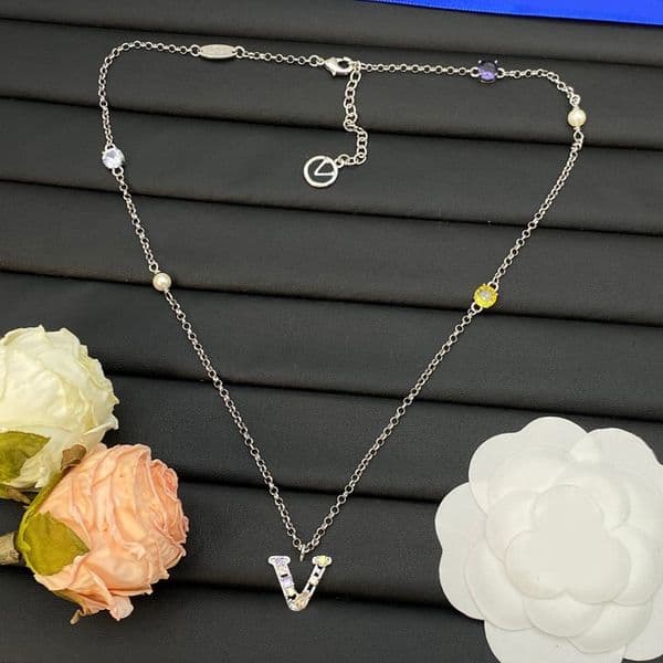 Women Luxury Love Pendant Necklaces Necklace Designer Jewelry Accessories Gold Plated Fashion Chains Wedding Necklaces Party