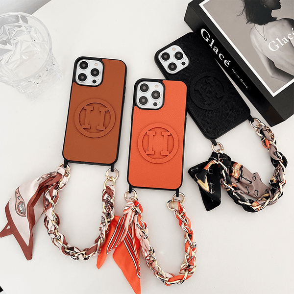 Designer Phone Case 17 Pro Max Luxury iPhone Case with Hand Holder for iPhone 16 15 pro 14 13 12 Cell Phone Cases Leather Mobile Cover with Nice Chain