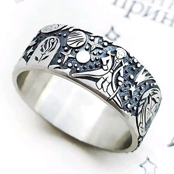 Luxury New Retro Celtic Creative Fox Longing for the Galaxy Planet Ring Jewelry