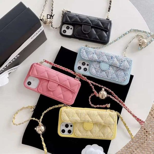 Chic Handbag Design Protective Shell for iOS Devices Featuring Multiple Compartments