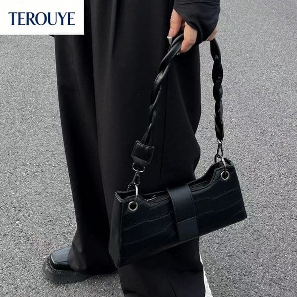 TEROUYE autumn and winter bag new armpit bag trend simple clean style charming niche design light bag luxury retro design fashionable shoulder bag
