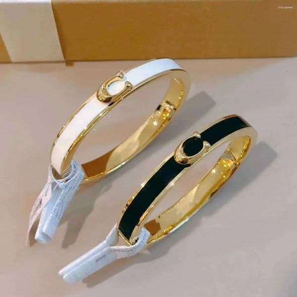 Designer Bangles Bangle Fashionable Classic C-shaped Black And White Drip Enamel Couple Bracelet