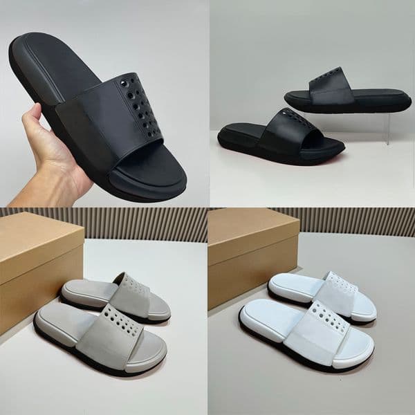 Men Thick Sliders Summer Beach Slippers Designer Rivet Sandal Rubber Soft Comfort Sole 1023