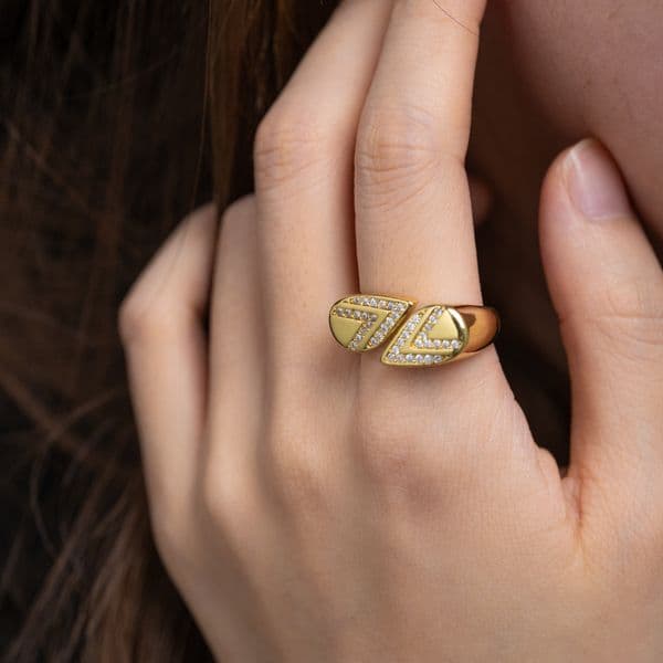 Light Luxury French Style Jewelry for Women V-shaped Design Micro-inlaid Zircon Water Drop Shape Cross Open Ring for Women Luxury Source
