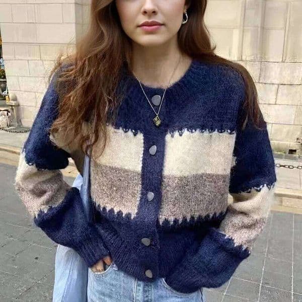 New Autumn and Winter Contrast Colors Women's Long Sleeve Crew Neck Cardigan Fashion Elegant Small Knitwear Top