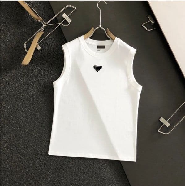 2025Fashion Men's Tank Tops Vests Cotton Underwear Sleeveless Tank Top Solid O-neck Bodybuilding Clothes Inverted Triangle Decoration