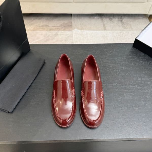 Leather Slip On Loafers Luxury designer women round toe flat shoes Fashion simple ladies suede formal shoes Top quality outdoor shoes Factory footwear