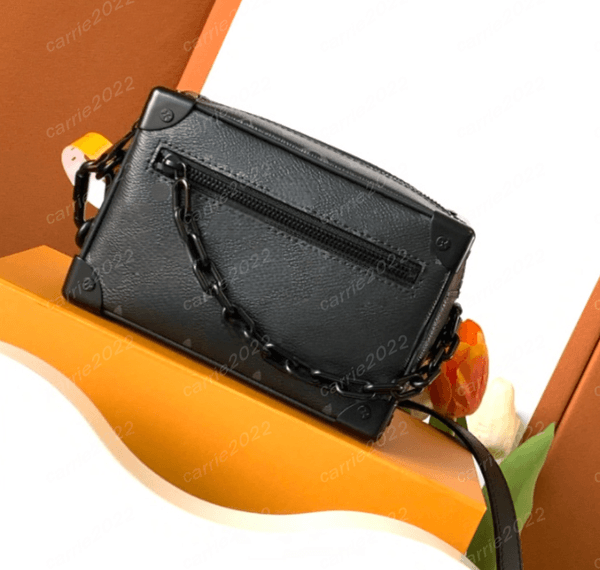 Mirror Quality Designer Men Fashion Casual Messenger Bag Soft Soul Trunk Alpha Luxury Crossbody Shoulder Bags Lage M12767 M44735 M55702 M11743 M46955 Purse Pouch