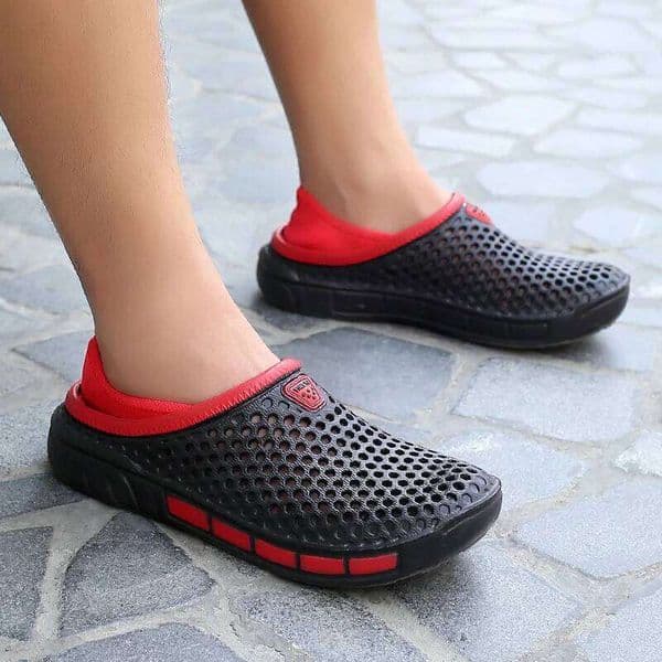 Summer Men Sandals Outdoor Foam Garden Clogs Hole Male Casual Light Water Shoes Comfort Home Soft Slippers