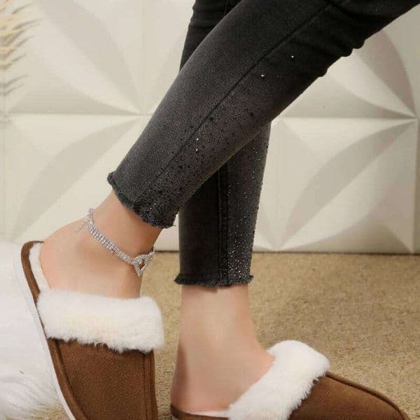 2025 Winter Fashion New Non slip Casual Cotton Comfortable Women's Plush Warm Flat Slippers