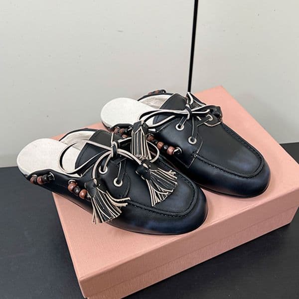 Womens deck shoes 2026ss Designer half trailer boat shoes Woman soft soled Boken shoes tassel strap leather upper rubber outsole Comfortable lightweight with boxs