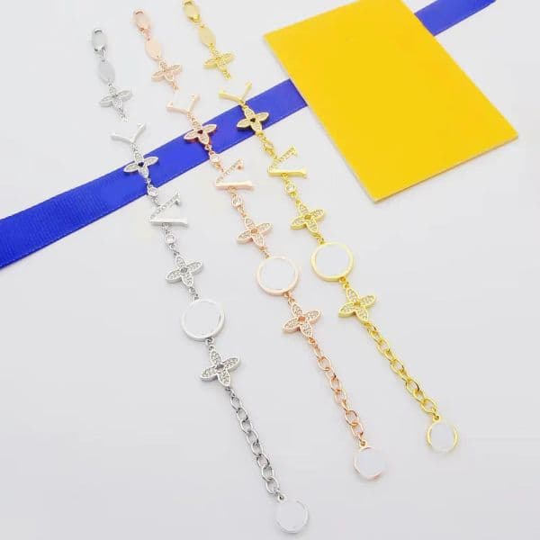 Designer Bracelets Luxury Flower Charm Bracelet Gold Silver Plated Chain Bracelet Four Leaf Bangle for Women Men Wedding Party Fashion Diamond Jewelry Gift