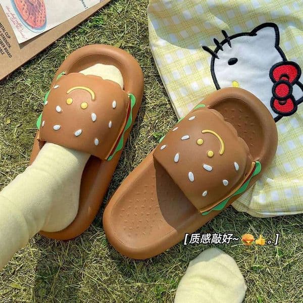 CartoonCutesy3D Sesame Burger Slippers for Women, Summer Outdoor & Home Wear, Anti-Slip Thick Soles, Flat Back Slides,Flip Flops