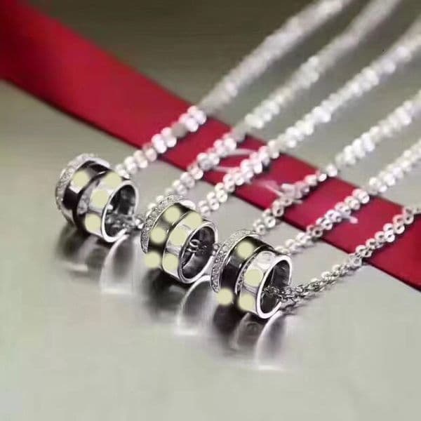 designer carter Three-ring titanium steel womens pendant necklace