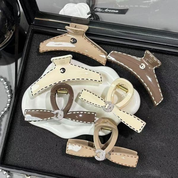 Designer Hair Clips Luxury Barrettes Womens Letter Hairpin Classic Hairclips Shark Hair Clips Hair Accessories