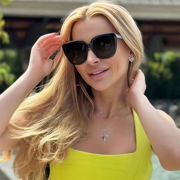New Fashionable for Women, Trendy Square Large Frame, Face Slimming, European and American Style, Cat Eye Sunglasses