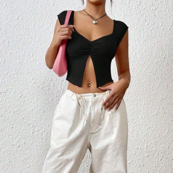 2026 new Designer women's clothing spring and summer, new solid color V-neck sleeveless slit crop top T-shirt for women